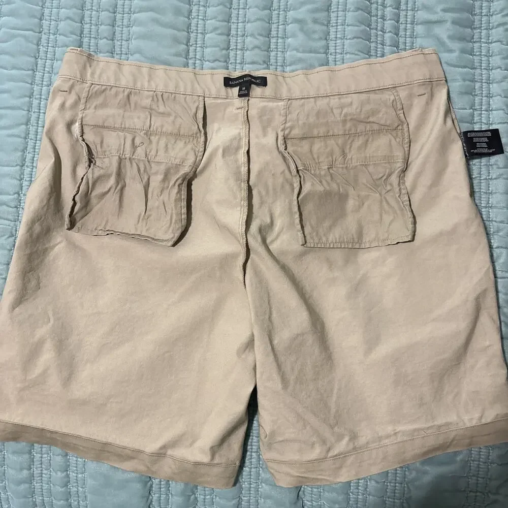 Banana Republic 38 Chino Bermuda Shorts, Beach, Boho, Stretchy, EUC, Soft